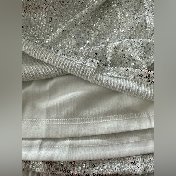New White/silver Sequin Top with Shoulder Pads - Picture 10 of 10